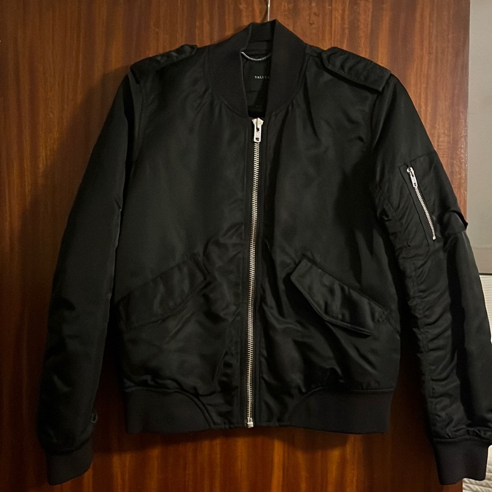 Aritzia bomber jacket